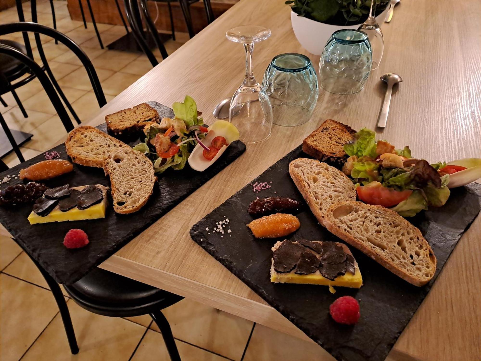 Logis Hotel Restaurant Auberge De La Cascade Sainte-Énimie Eksteriør billede